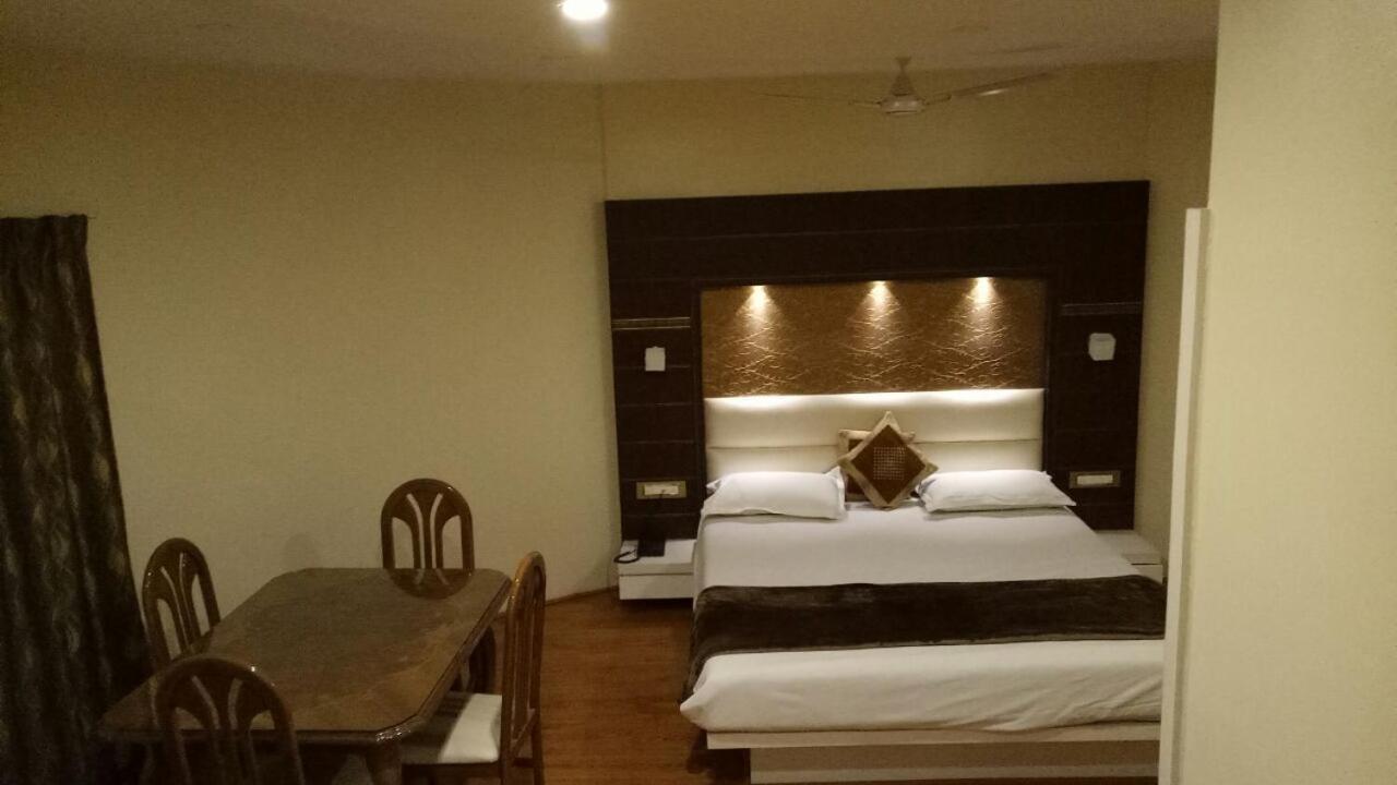 Hotel Tapovan Nashik Exterior photo